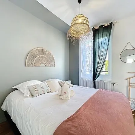 La Maison De La Reine Blanche Casa vacanze *