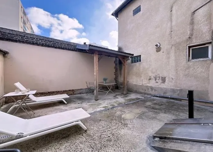 La Maison De La Reine Blanche * Troyes